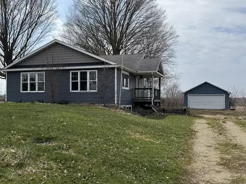 13512 S 42nd St, Vicksburg, MI 49097