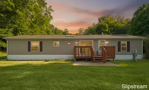 5705 E Riverside Dr, Lyons, MI 48851 photo 29