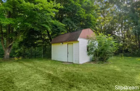 5705 E Riverside Dr, Lyons, MI 48851 photo 23