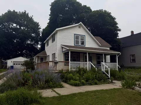 615 E Melendy St, Ludington, MI 49431