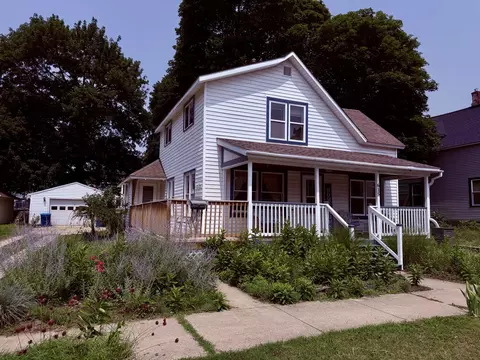 615 E Melendy St, Ludington, MI 49431