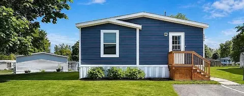 6995 Shamley Ave NE, Belmont, MI 49306
