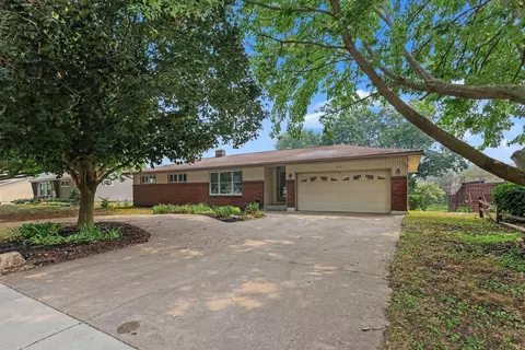 275 Taft St, Zeeland, MI 49464