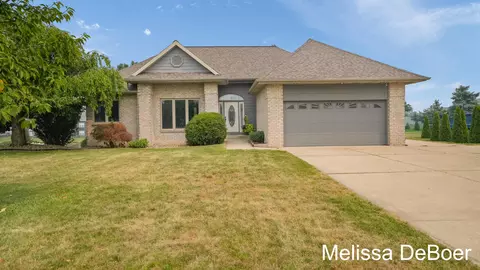 1507 Joseph Ln, Hudsonville, MI 49426