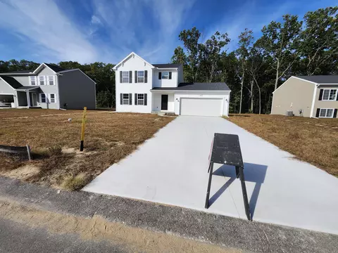 2082 Kristin Ct, Muskegon, MI 49442