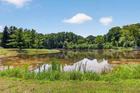 View/Area - 2367 Loomis Rd, Jackson, MI 49201 photo 2 of 7