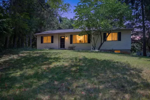 Exterior - 2367 Loomis Rd, Jackson, MI 49201 photo 11 of 11