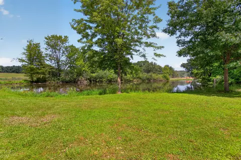 View/Area - 2367 Loomis Rd, Jackson, MI 49201 photo 4 of 7