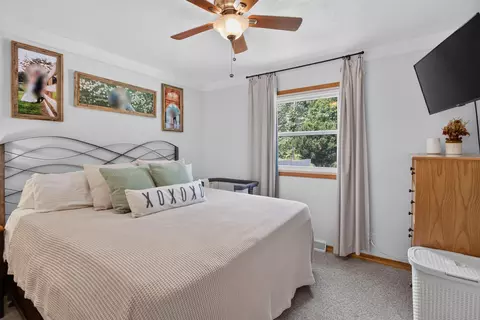 Bedroom - 2430 Kibby Rd, Jackson, MI 49203 photo 3 of 6