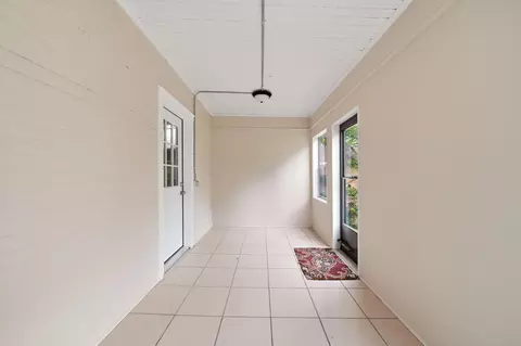 841 Bennett St, Jackson, MI 49202 photo 18