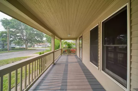 841 Bennett St, Jackson, MI 49202 photo 5