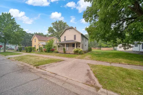 841 Bennett St, Jackson, MI 49202 photo 2