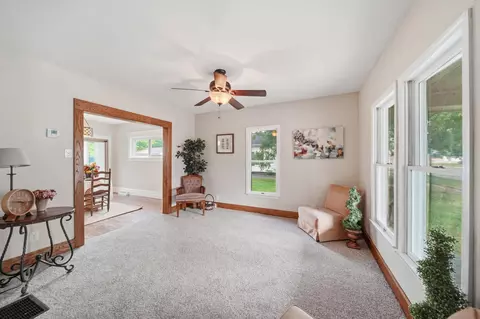 841 Bennett St, Jackson, MI 49202 photo 9