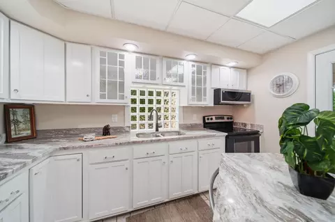 841 Bennett St, Jackson, MI 49202 photo 24