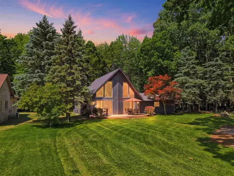 6920 Mayfair Dr, Stanwood, MI 49346