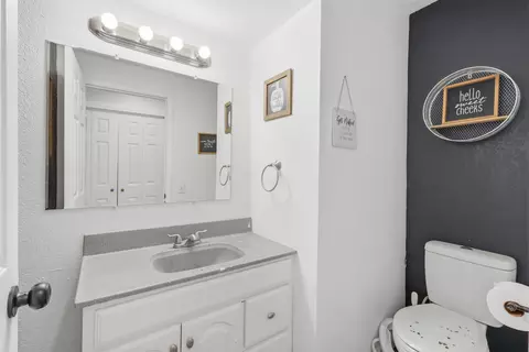 465 Green St, Constantine, MI 49042 photo 11