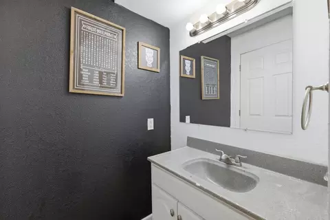 465 Green St, Constantine, MI 49042 photo 10