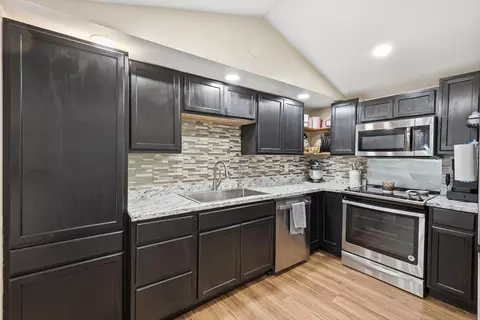 465 Green St, Constantine, MI 49042 photo 7