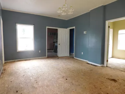 Living - 700 8th St, Three Rivers, MI 49093 photo 3 of 6