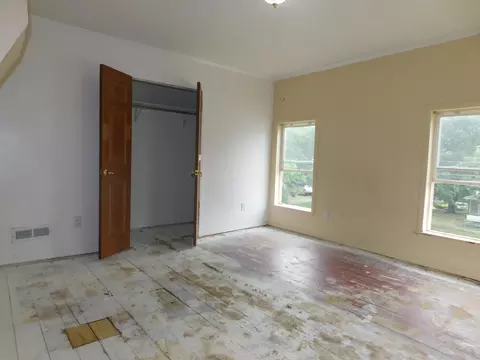Bedroom - 700 8th St, Three Rivers, MI 49093 photo 6 of 8