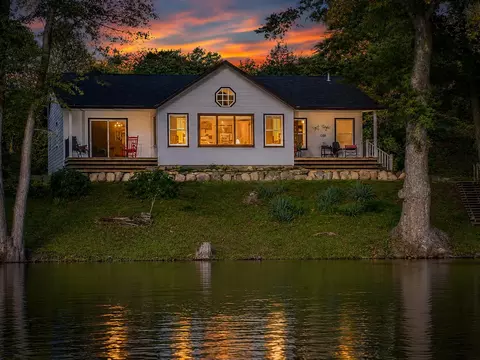 Exterior - 27797 M-60, Mendon, MI 49072 photo 2 of 48