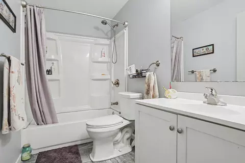 Bath - 27797 M-60, Mendon, MI 49072 photo 3 of 3