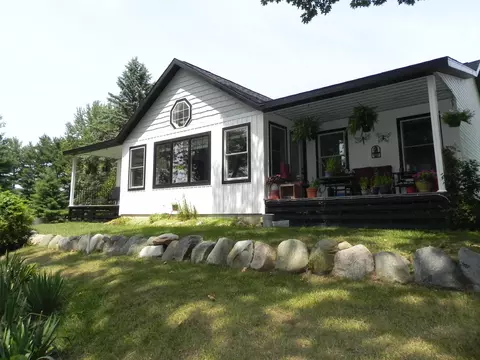 Exterior - 27797 M-60, Mendon, MI 49072 photo 3 of 48