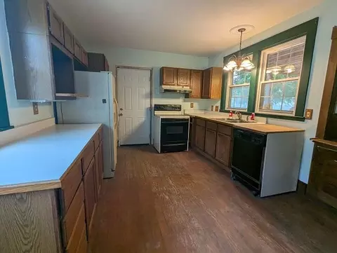 1205 E Ganson St, Jackson, MI 49201 photo 2