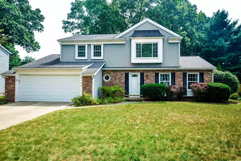 7189 Bridlewood Cir, Portage, MI 49024