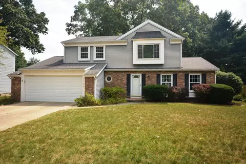 7189 Bridlewood Cir, Portage, MI 49024