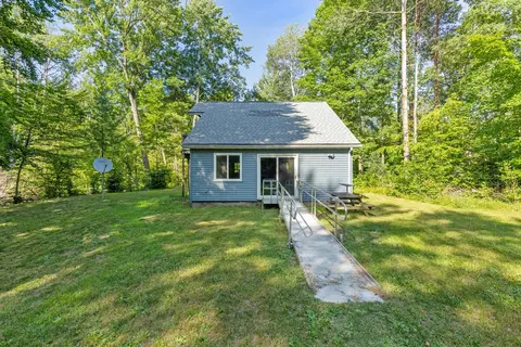 16698 220th Ave, Big Rapids, MI 49307