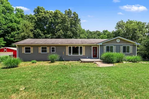2534 N 36th St, Galesburg, MI 49053