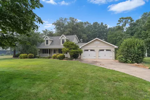 29184 Water St, Dowagiac, MI 49047