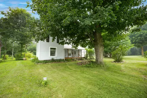 Exterior - 1011 E Copeland Rd, Montgomery, MI 49255 photo 8 of 9