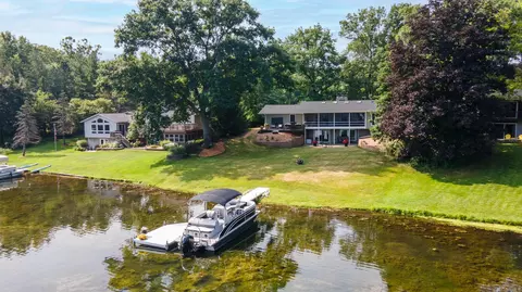 121 S Lake Doster Dr, Plainwell, MI 49080 photo 16