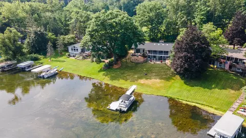 121 S Lake Doster Dr, Plainwell, MI 49080 photo 15