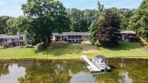 121 S Lake Doster Dr, Plainwell, MI 49080 photo 17
