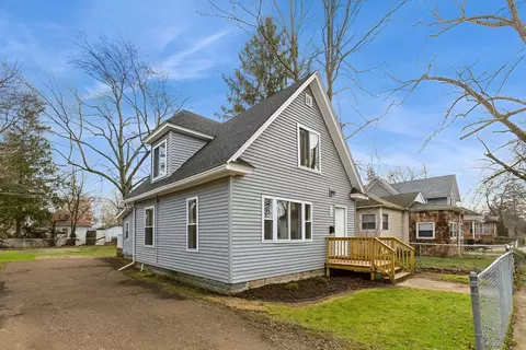 979 Lavette Ave, Benton Harbor, MI 49022 photo 1