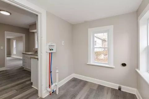 979 Lavette Ave, Benton Harbor, MI 49022 photo 10