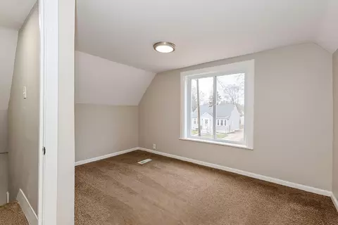 979 Lavette Ave, Benton Harbor, MI 49022 photo 18