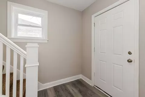 979 Lavette Ave, Benton Harbor, MI 49022 photo 4