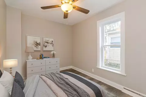 979 Lavette Ave, Benton Harbor, MI 49022 photo 11