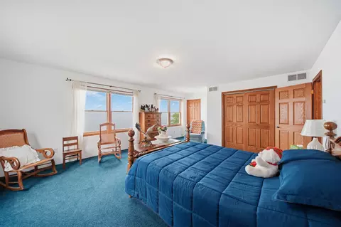 Bedroom - 14 Ackerson Lake Rd, Jackson, MI 49201 photo 4 of 6