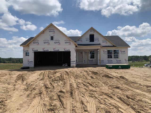 4814 Bethpage Dr NW, Comstock Park, MI 49321