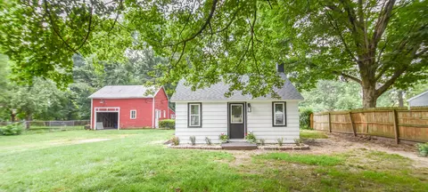 66 Smith St, Coldwater, MI 49036 photo 1