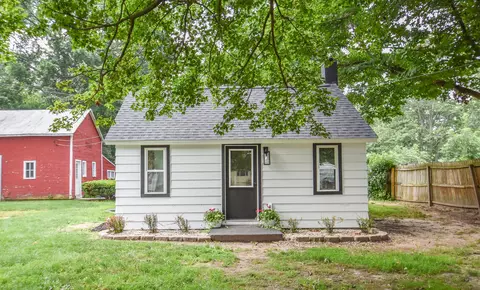 66 Smith St, Coldwater, MI 49036 photo 3