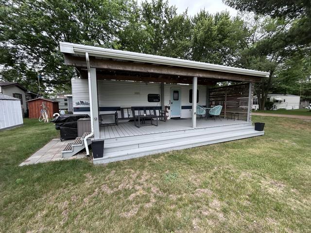 9145 White Pine Dr #93, Stanwood, MI 49346