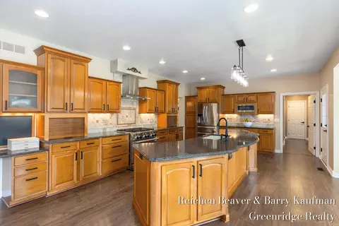 Kitchen - 3745 Beeman Rd, Williamston, MI 48895 photo 1 of 9