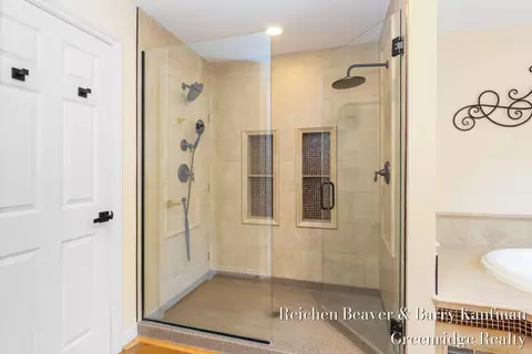 Bath - 3745 Beeman Rd, Williamston, MI 48895 photo 3 of 5