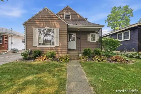 1171 5th St NW, Grand Rapids, MI 49504